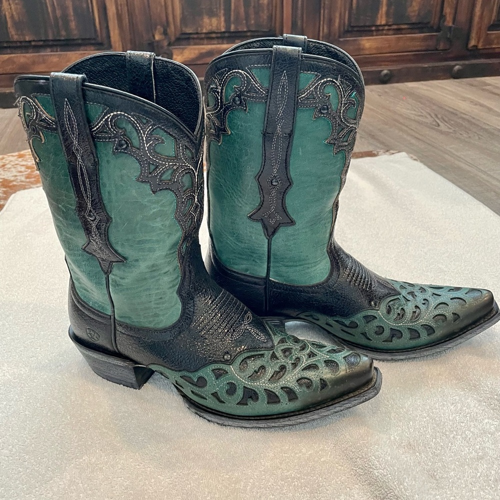 Ariat Women’s Boots Size 7.5